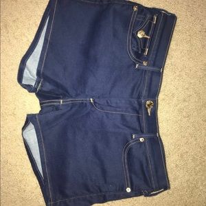 !!SOLD!! True Religion shorts